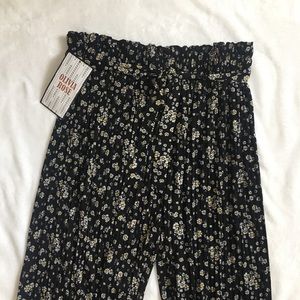 Olivia Rose Daisy Print Stretchy Pants XL